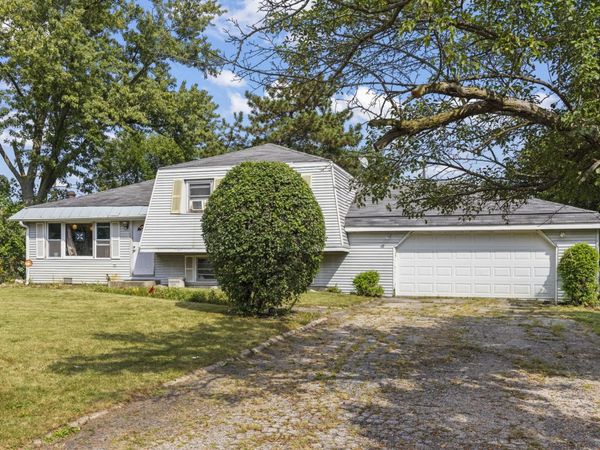 1N043 Darling Street , Carol Stream, IL 60188