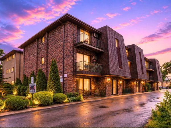 9812 Sayre Avenue , Unit 3E, Chicago Ridge, IL 60415