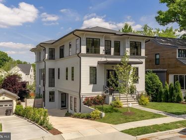 135 N EDGEWOOD STREET , ARLINGTON, VA 22201