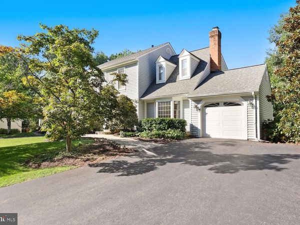 10221 EAGLE LANDING COURT, BURKE, VA 22015