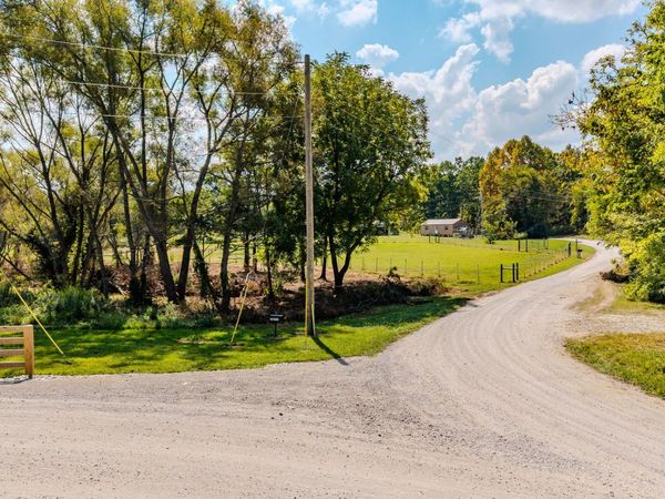 173 Wightman Rd , Crossville, TN 38571