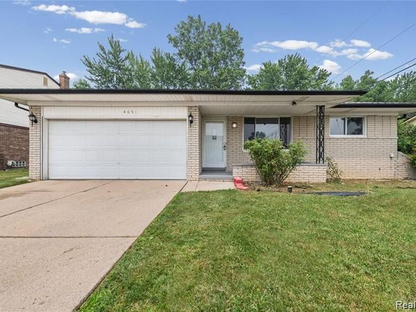 4051 Dickson Drive , Sterling Heights, Mi 48310