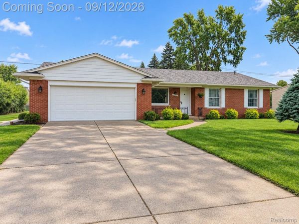 14320 Hillcrest Street, Livonia, Mi 48154