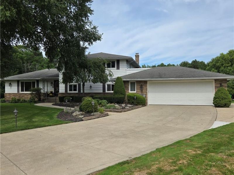 465 Blueberry Circle, Mayfield Village, OH 44143 Photo 1