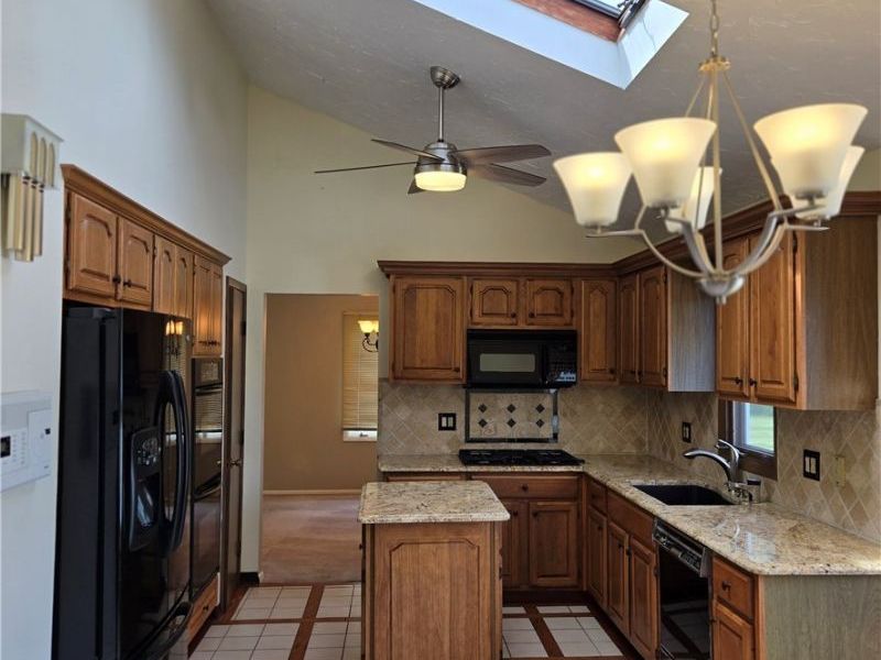 465 Blueberry Circle, Mayfield Village, OH 44143 Photo 22