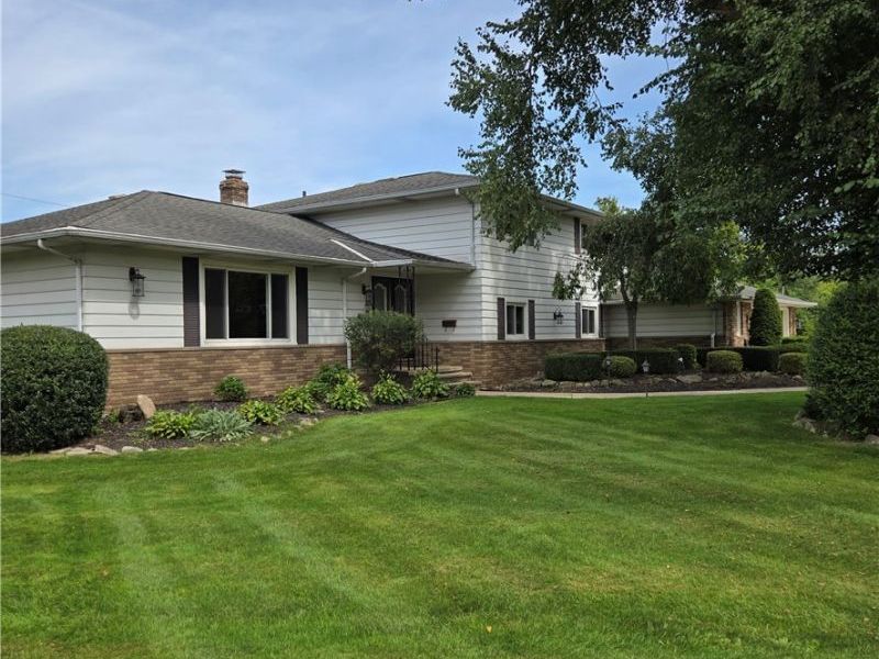 465 Blueberry Circle, Mayfield Village, OH 44143 Photo 3