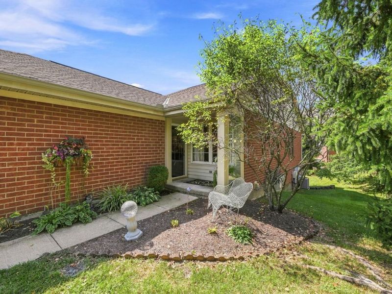 8077 Savannah Court, Colerain Township, OH 45247 Photo 2