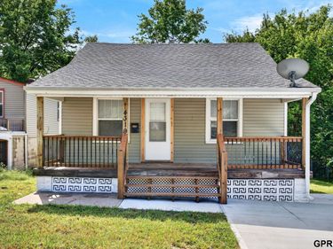 4319 Larimore Avenue, Omaha, NE 68111
