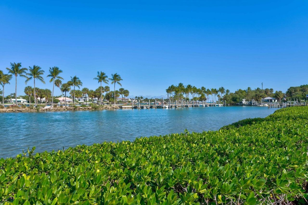 755 Saturn Street, Unit C105, Jupiter, FL 33477 Photo
