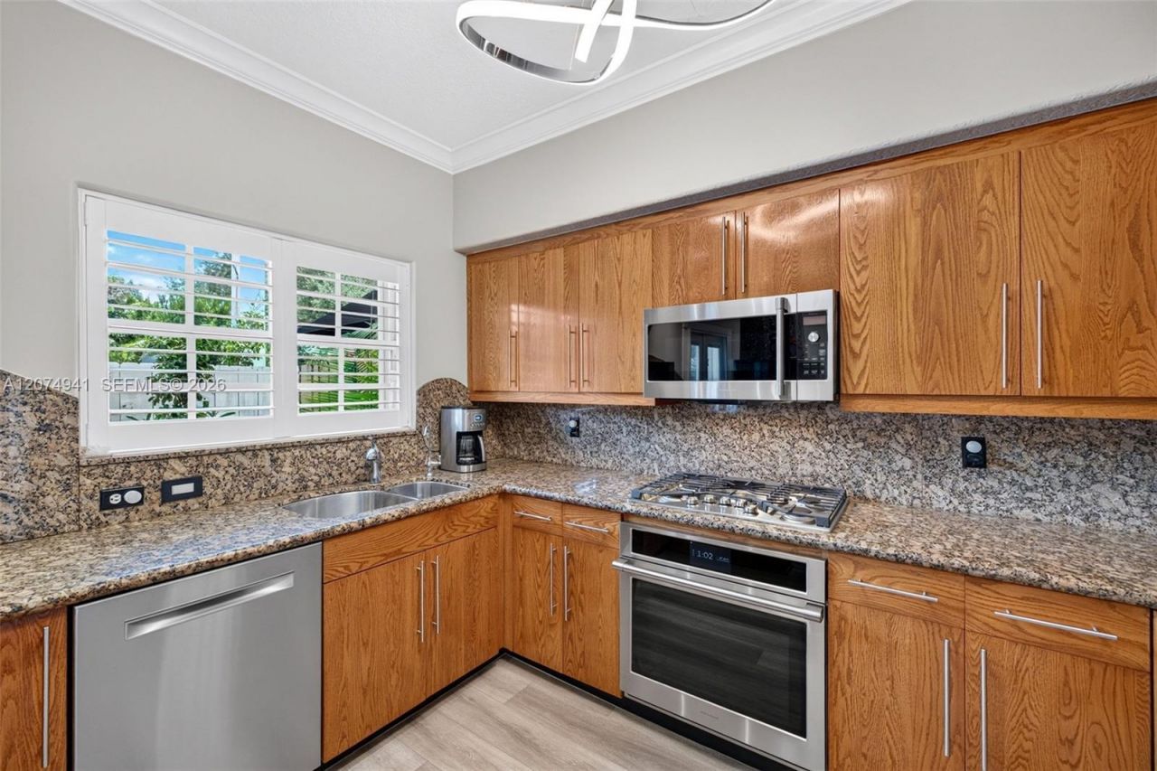 362 NE 7th Ave, Fort Lauderdale, FL 33301 Photo