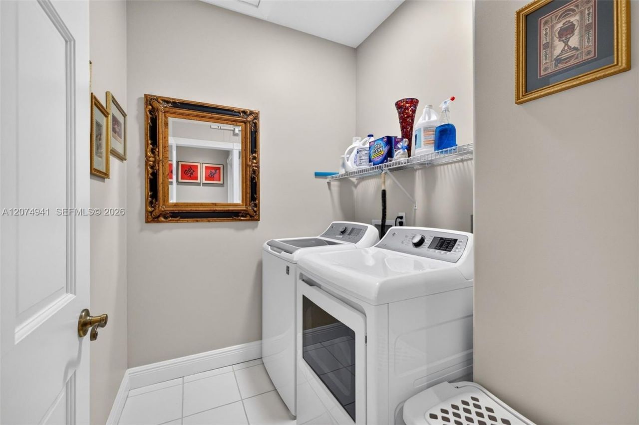 362 NE 7th Ave, Fort Lauderdale, FL 33301 Photo