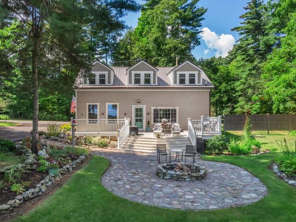 44 Organug Road, York, ME 03909