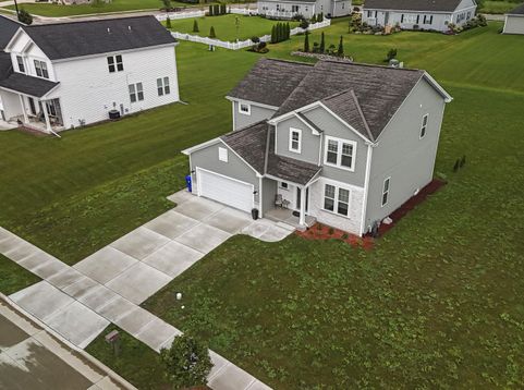 Main Photo