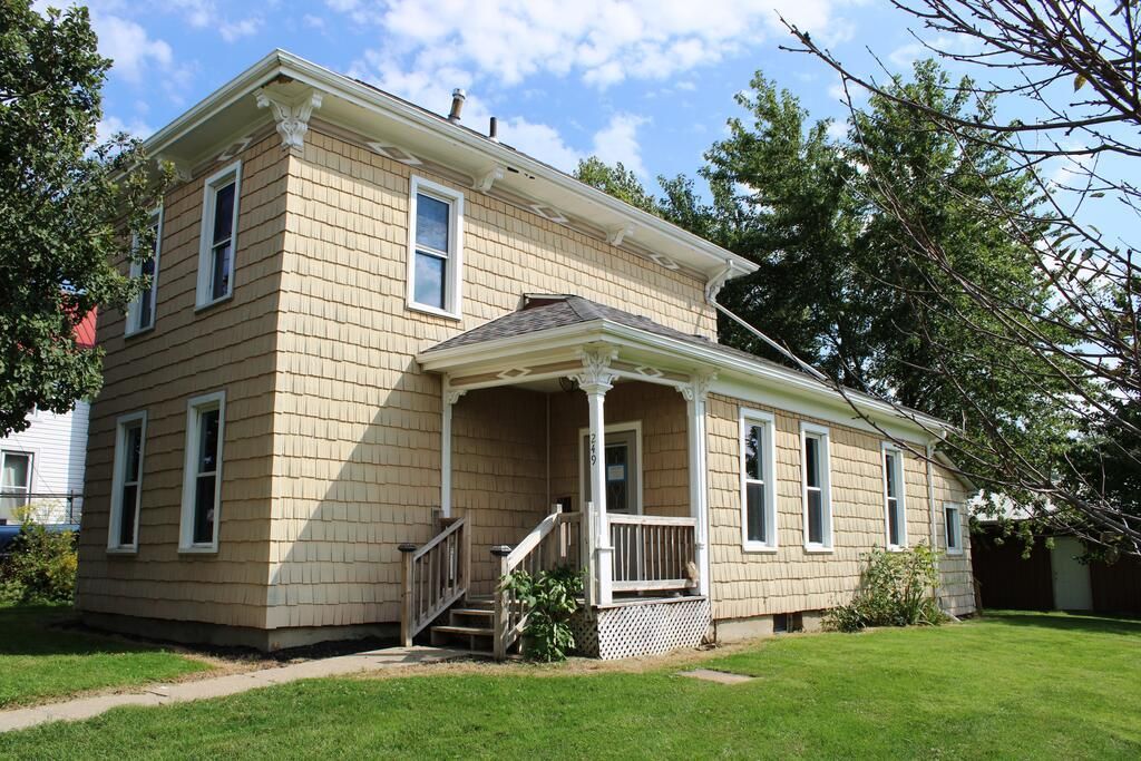 249 Dawsett Ave, Galion, OH 44833 Main Photo