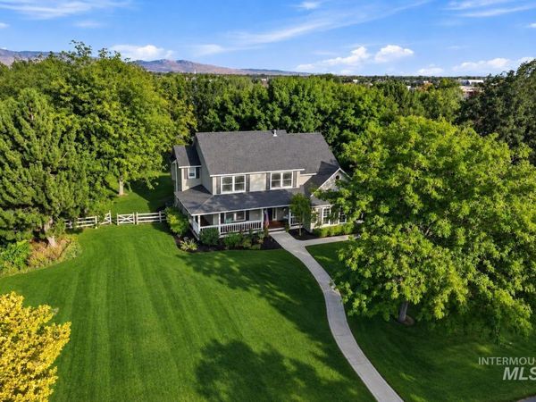 6710 N Barney Ln, Meridian, ID 83646