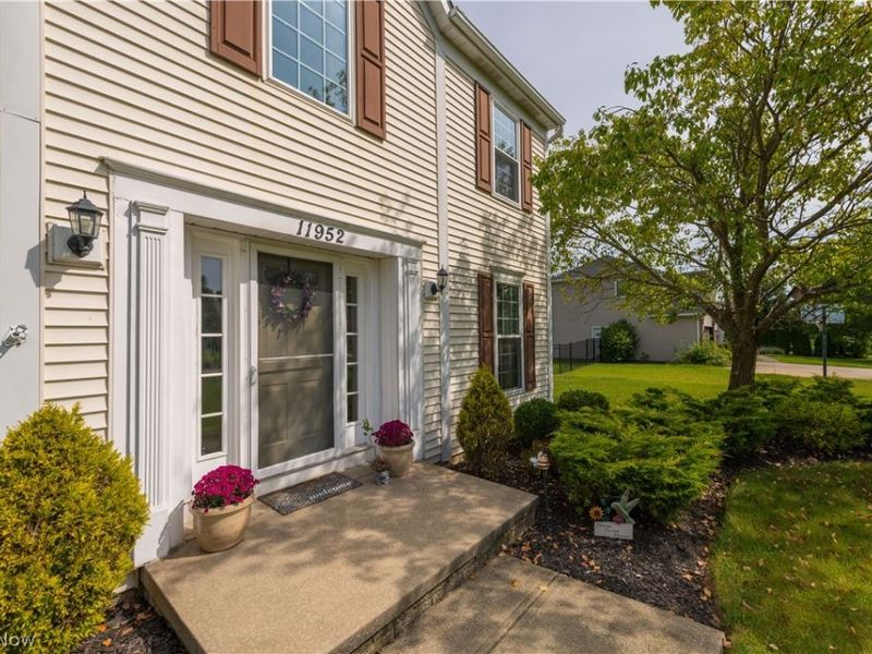 11952 Greyfriars Circle, North Royalton, OH 44133 Photo 12