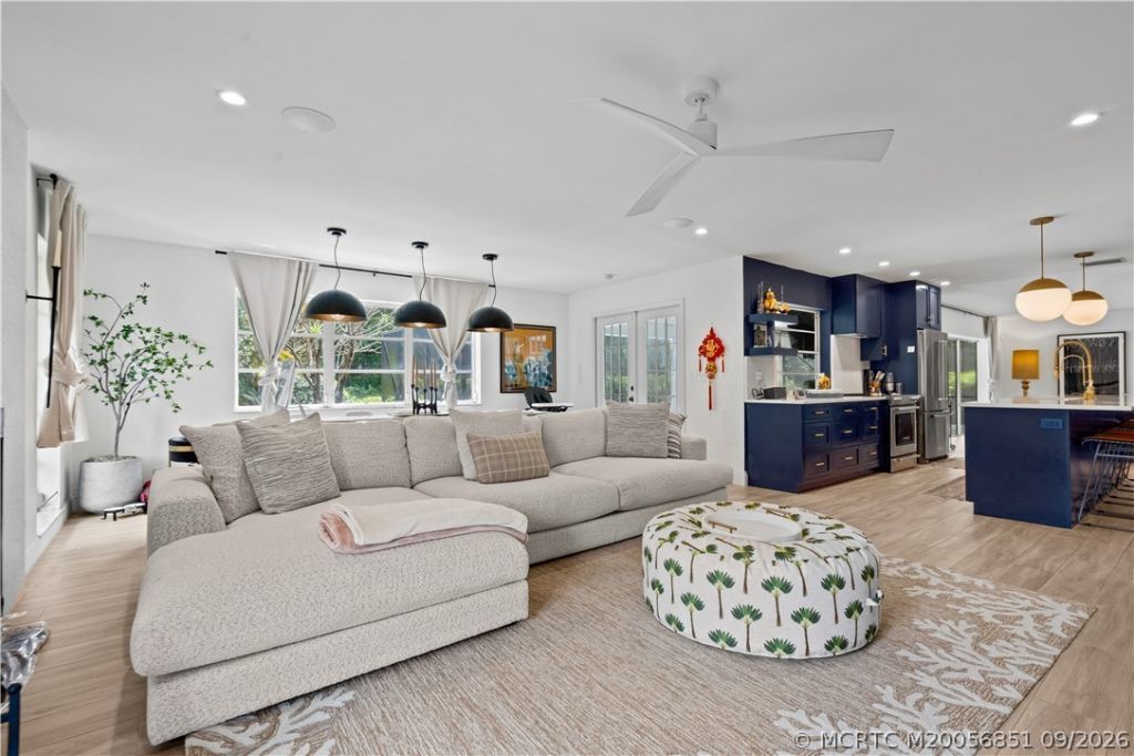 594 SW Thornhill Lane, Palm City, FL 34990 Photo