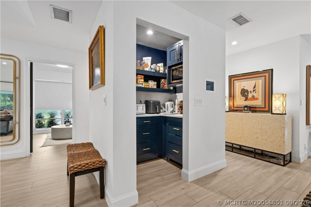 594 SW Thornhill Lane, Palm City, FL 34990 Photo