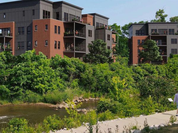 8190 Main Street, Unit 202, Dexter, MI 48130