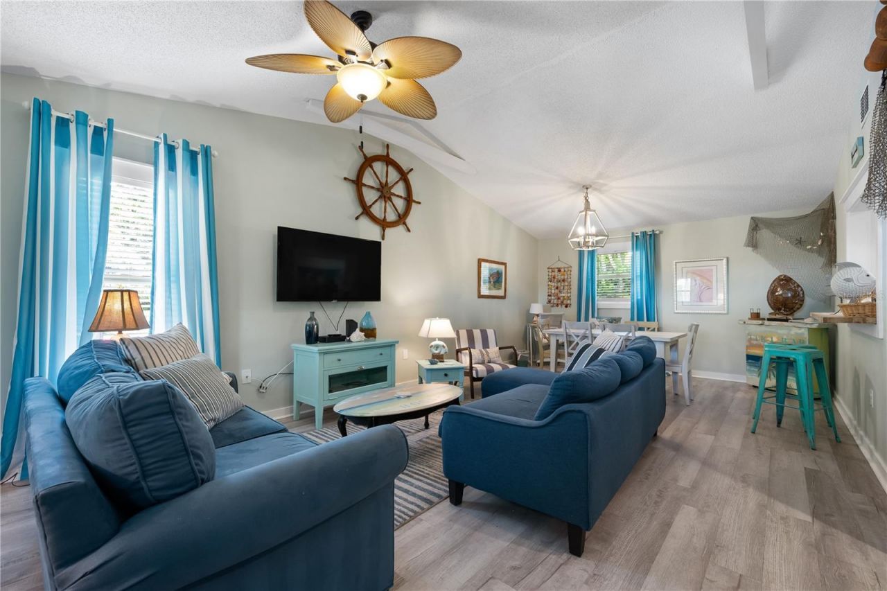 3476 Winton Avenue, Sarasota, FL 34234 Photo