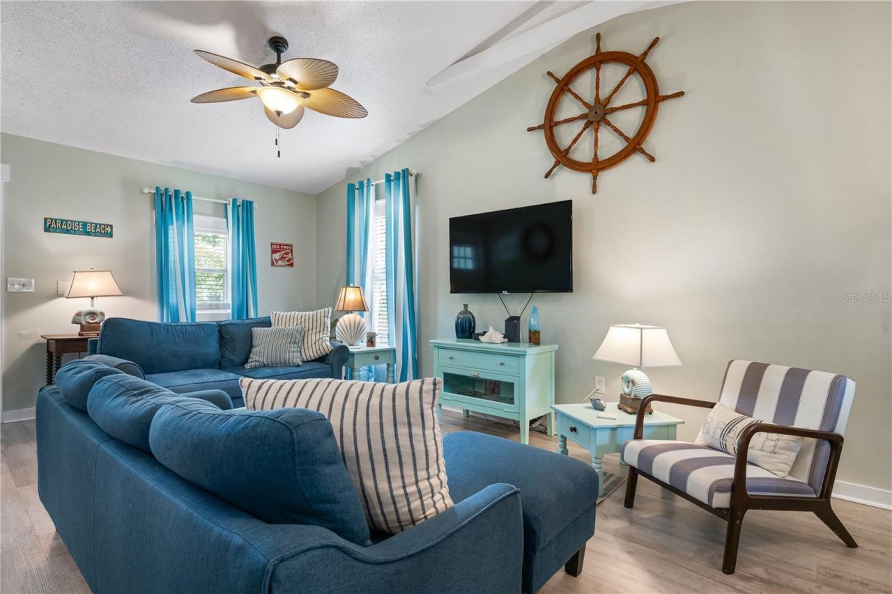 3476 Winton Avenue, Sarasota, FL 34234 Photo