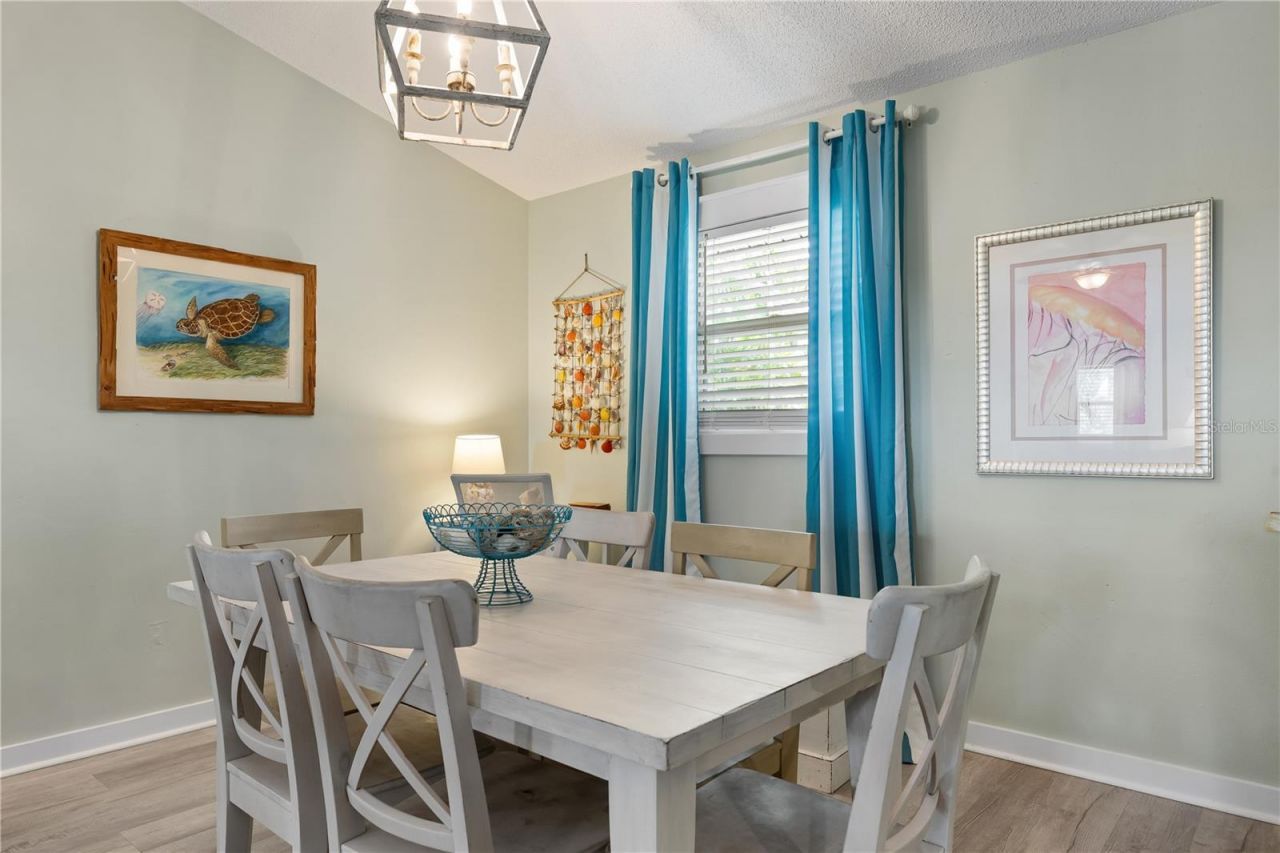 3476 Winton Avenue, Sarasota, FL 34234 Photo