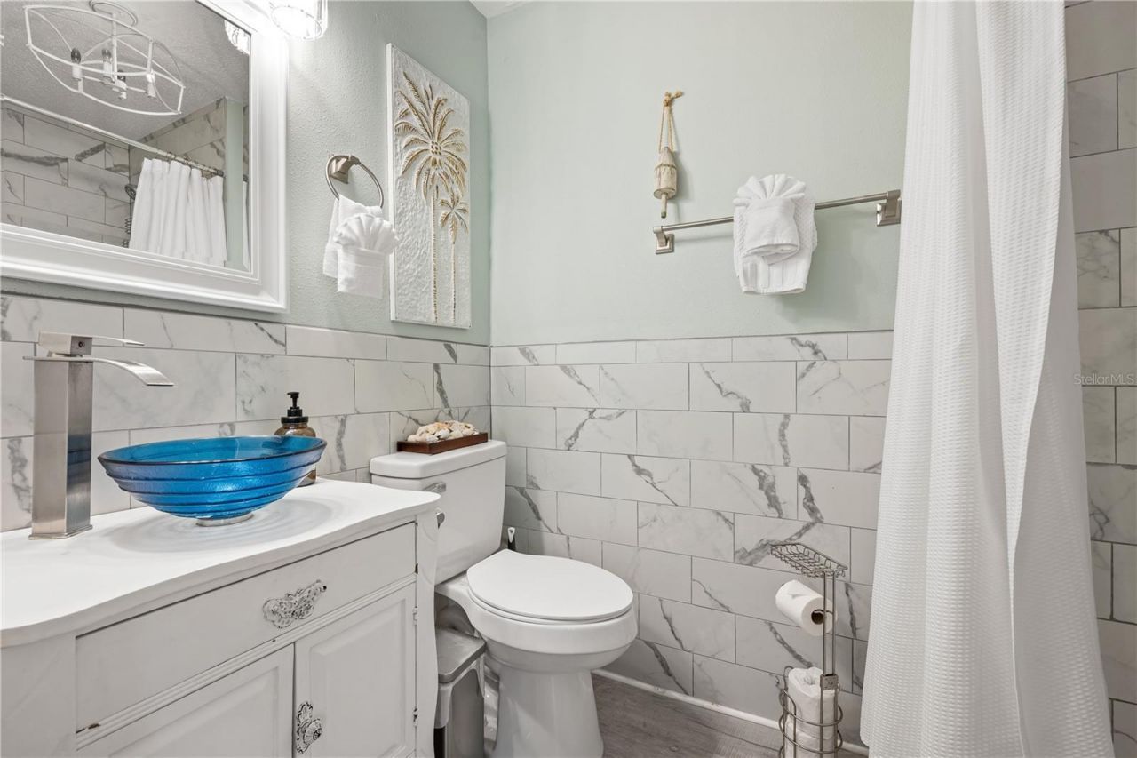 3476 Winton Avenue, Sarasota, FL 34234 Photo