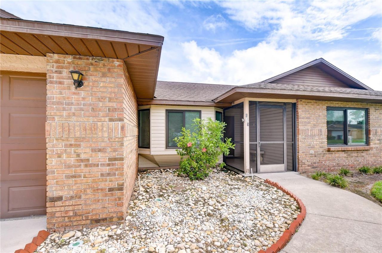 659 Timber Pond Drive, Brandon, FL 33510 Photo