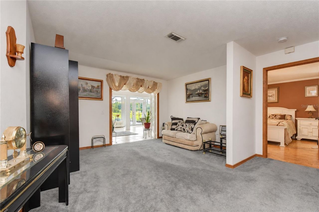 659 Timber Pond Drive, Brandon, FL 33510 Photo