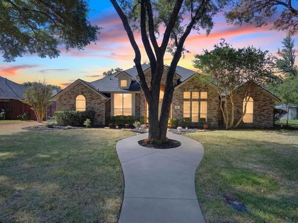 106 Hummingbird Lane, Ovilla, TX 75154