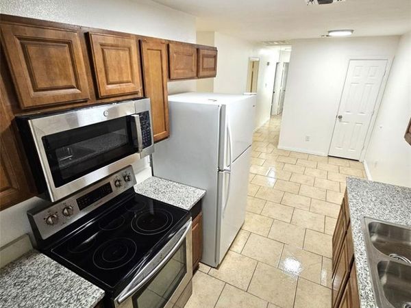 1808 and 1810 Wiseman Avenue, Fort Worth, TX 76105