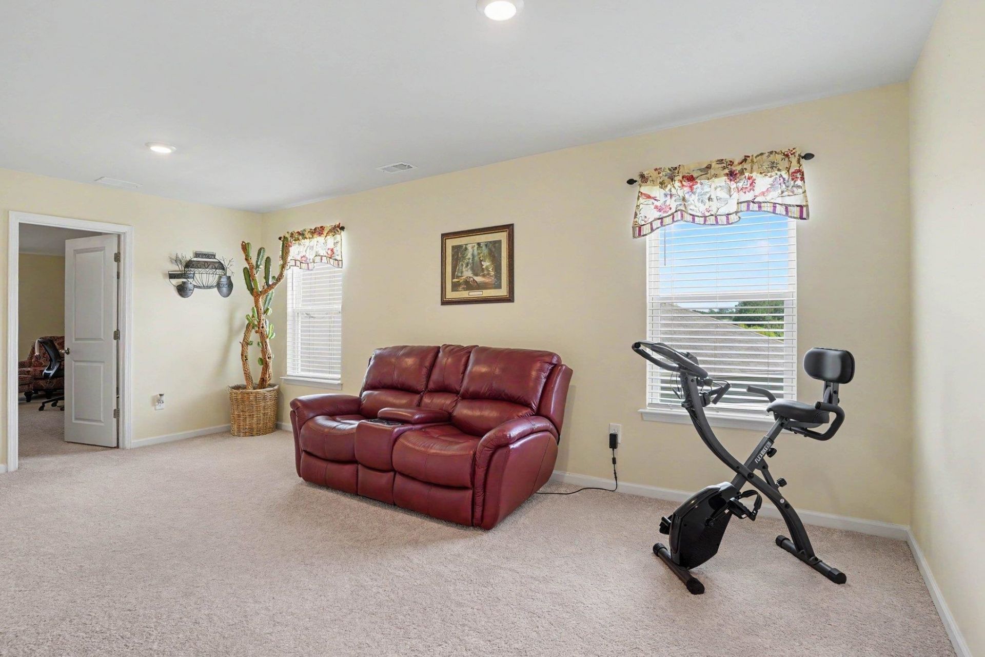 758 Woodland Farms Circle Photo 15