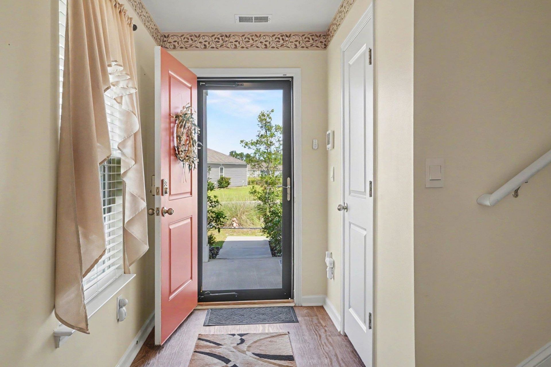 758 Woodland Farms Circle Photo 4