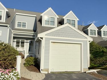 17 Fore Ct, Unit Summer, Plymouth, MA 02360