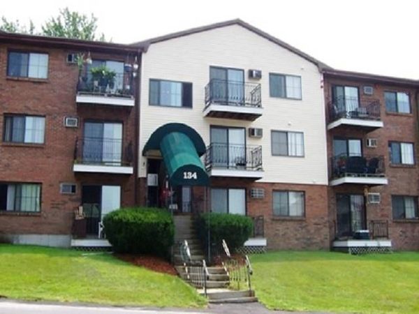 134 Mammoth Road, Unit 29, Hooksett, NH 03106