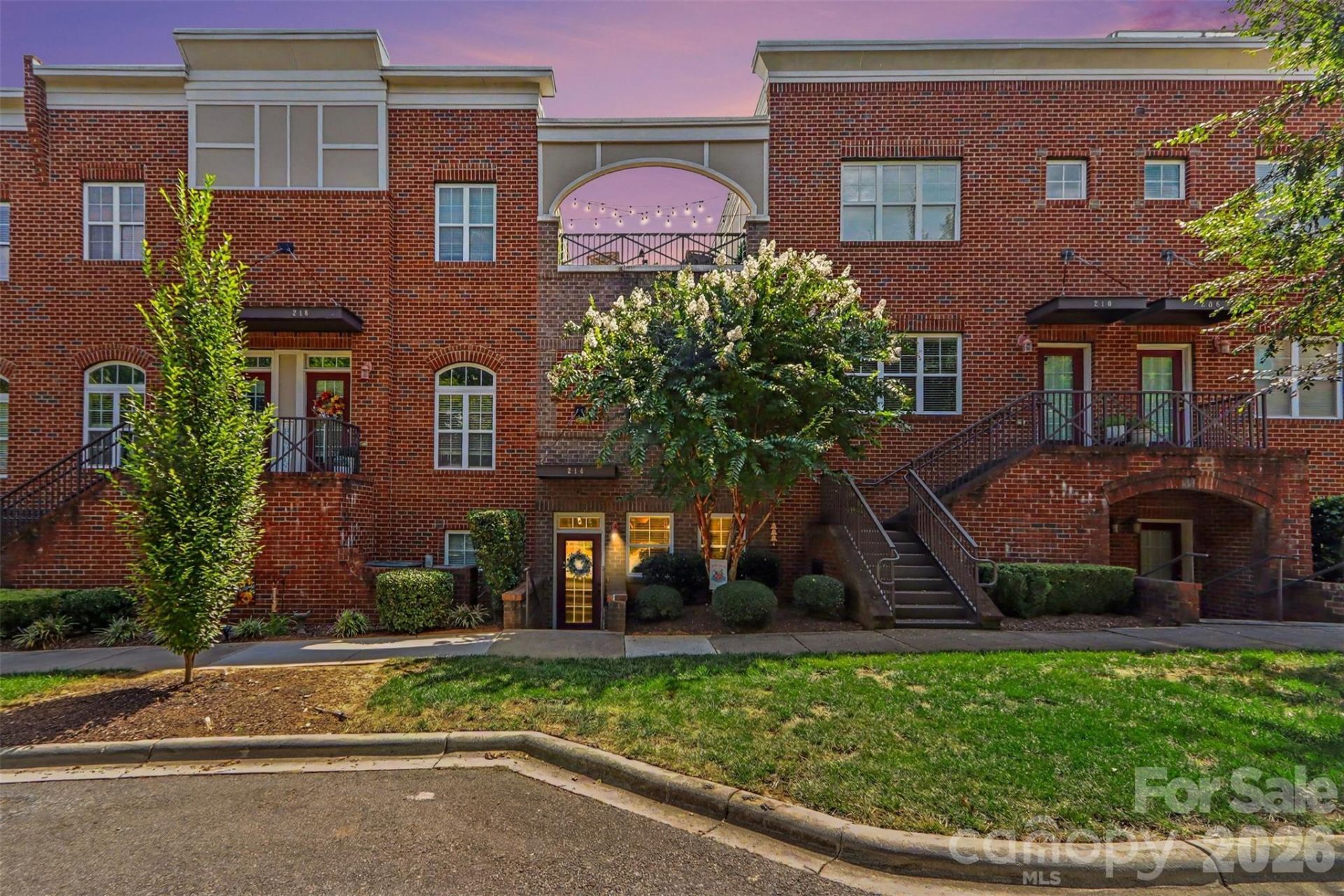 214 Harbour Place Drive, Davidson, NC 28036 Main Photo