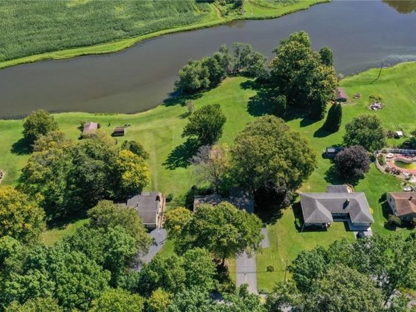 1330 Howell Avenue, East Palestine, OH 44413