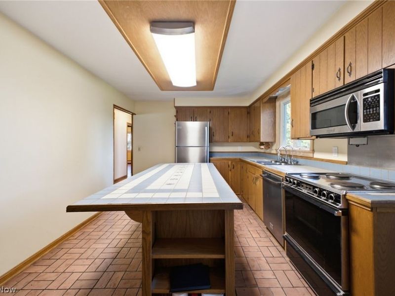 1330 Howell Avenue, East Palestine, OH 44413 Photo 15