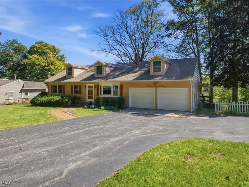 1330 Howell Avenue, East Palestine, OH 44413 Photo 2