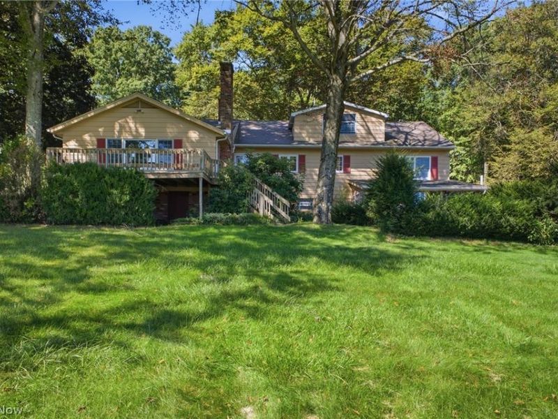 1330 Howell Avenue, East Palestine, OH 44413 Photo 5