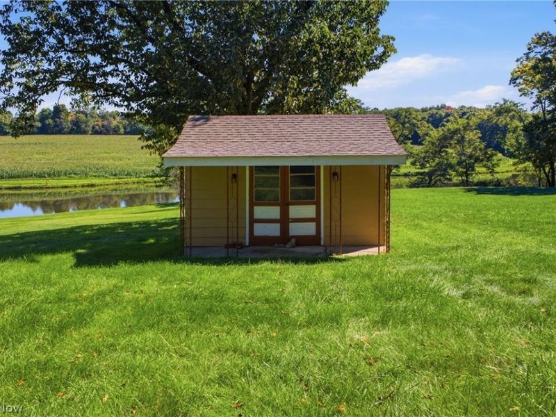 1330 Howell Avenue, East Palestine, OH 44413 Photo 6