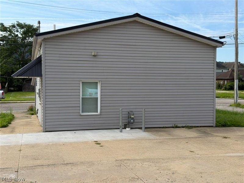 1609 Pennsylvania Avenue, East Liverpool, OH 43920 Photo 3