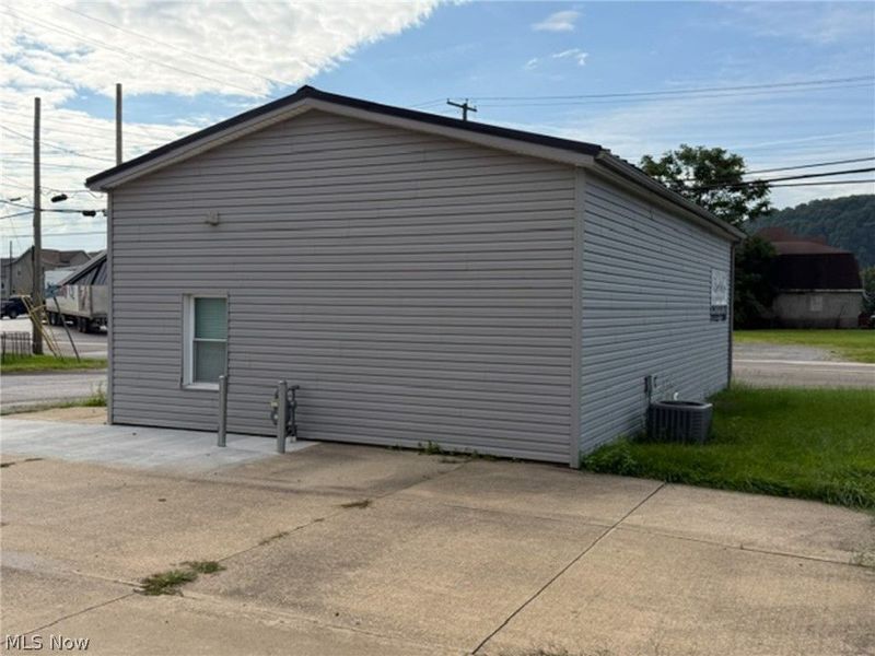 1609 Pennsylvania Avenue, East Liverpool, OH 43920 Photo 4