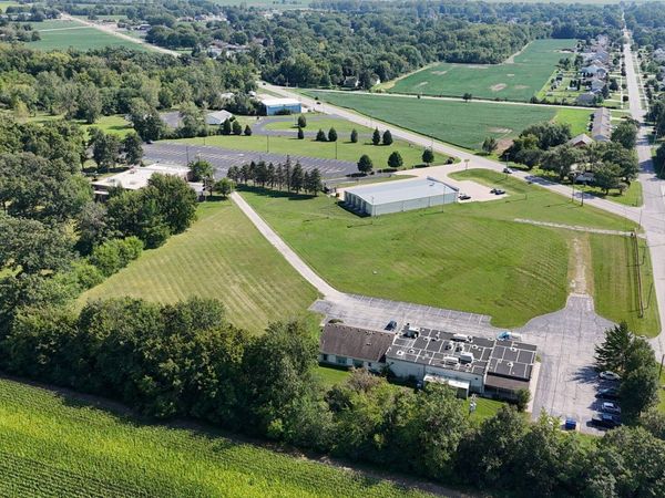 1460 Woodville Road, Millbury, OH 43447