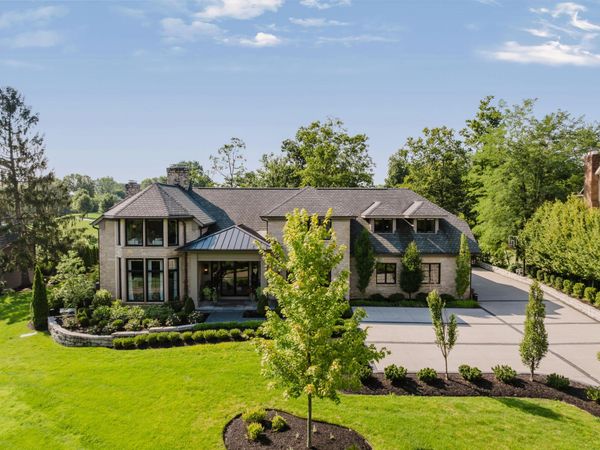 5932 Whittingham Drive , Dublin, OH 43017