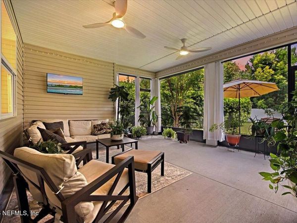 2977 MCCRONE Way, Jacksonville, FL 32216