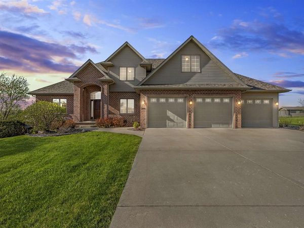 2481 COPPER LANE, Green Bay, WI 54311