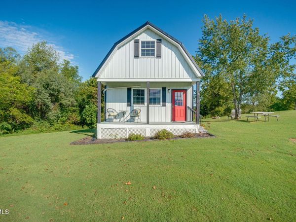 747 Sunnyside Loop, Greeneville, TN 37743