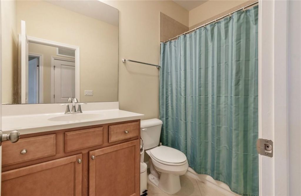8289 Cascada Isles Drive, Hollywood, FL 33024 Photo