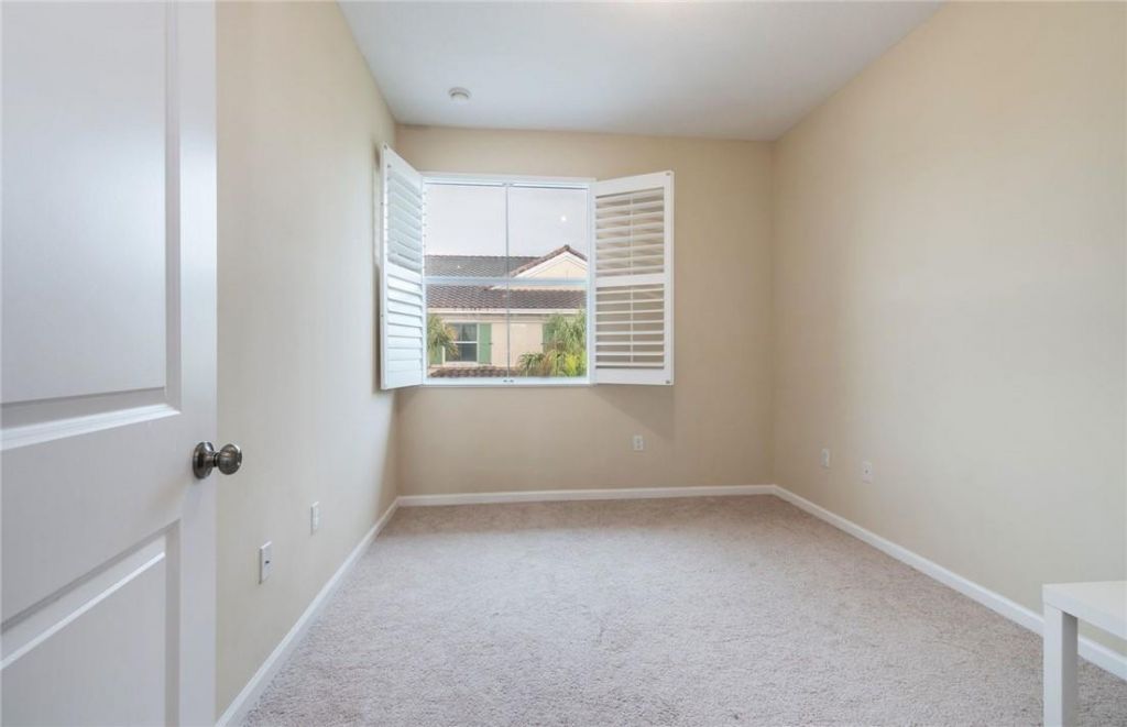 8289 Cascada Isles Drive, Hollywood, FL 33024 Photo